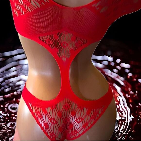 Red l Lacey l High-Stretch l Bodysuit l OS l Layering piece l New - Picture 3 of 7